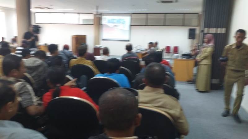 Sekwan DPRD Kab.Blitar Gelar Sosialisasi tentang UU.PERS dan Profesional Wartawan