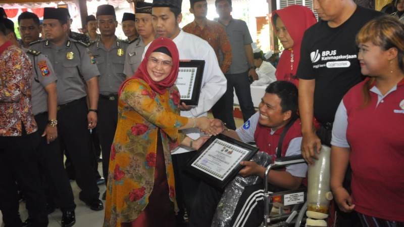 Putri ke-3 Wapres Ma`ruf Amin, Kunjungi Sentra Batik Ciprat Blitar