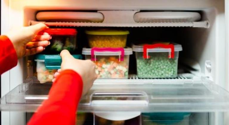 Berapa Lama Covid-19 Dapat Bertahan dalam Freezer?