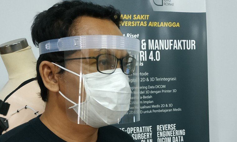 Kisah Pejuang Kemanusiaaan Covid-19: Kolaborasi Hasilkan Face Shield (3-habis)
