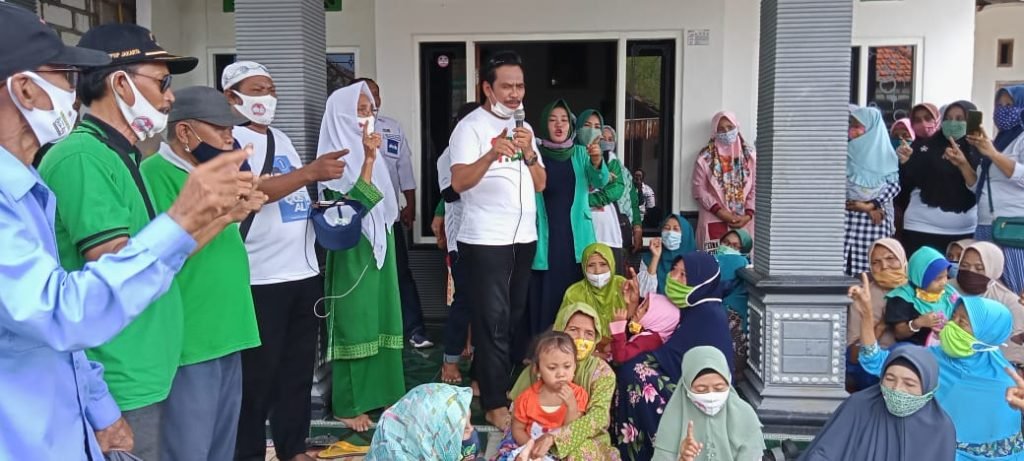 Peduli Pendidikan, QA Gagas Beri Pensiunan Guru Swasta