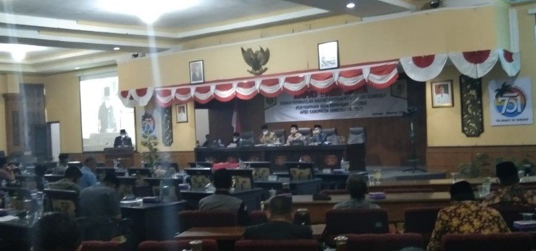 Tok! Rapat Paripurna DPRD Kabupaten Sumenep 2020 Setujui 3 Raperda