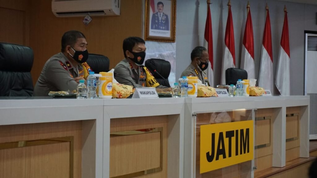 Gelar Anev Bersama Media, Kapolda Jatim Siapkan Strategi Penanganan Covid 19