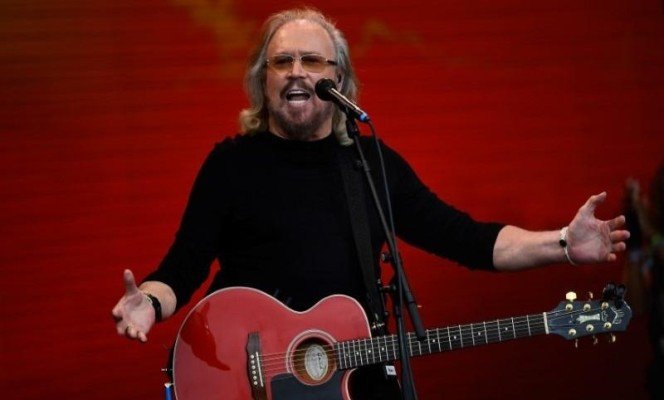 Barry Gibb Menyesal Dia dan Kedua Saudaranya Tidak Rukun Sebelum Mereka Meninggal