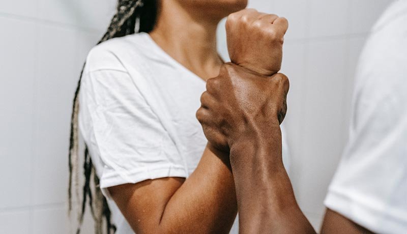 Kapolda Jatim Berjanji Tuntaskan Kasus Penganiayaan Wartawan Tempo | Mari Kita Tunggu Seperti Apa Hasilnya