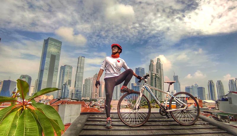 Berburu Foto Jakarta di Malam Hari | Sambil Berselfie Spot Foto Menarik Gedung Pencakar Langit