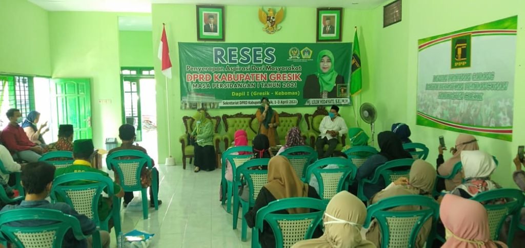 Bertemu Konstituennya, Hj Lilik Disambati Truk Sampah hingga Fasilitas Olah Raga