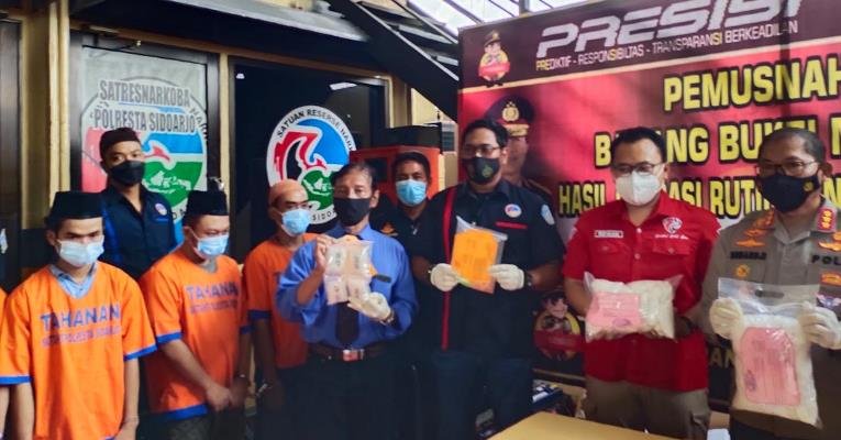 Narkoba dari Jaringan Malaysia-Sidoarjo Surabaya Dimusnahkan