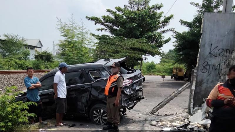 Reaksi Warganet Soal Perlintasan Maut Pondok Benowo Indah, Pasca Wuling Dihantam KRD di Benowo, Tewaskan Eko Setio