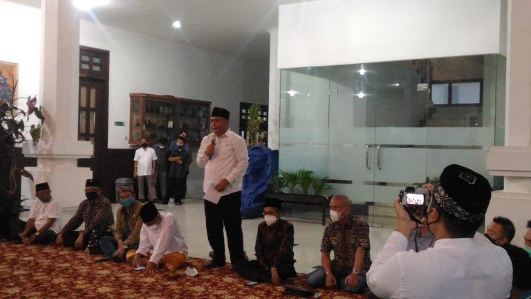Jelang Idul Fitri DPRD Bersama REI Kota Malang Santuni Ratusan Anak Yatim Piatu