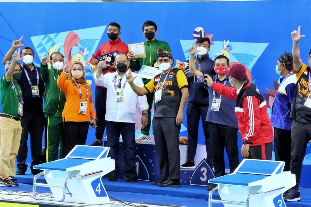 Disaksikan LaNyalla, Atlet Selam Jatim Sabet 3 Emas dan Pecahkan Rekor PON