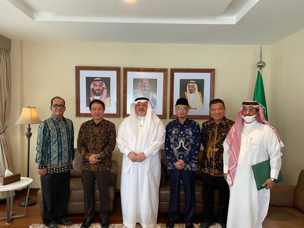 Bahas Penyelenggaraan Umroh Ditengah Pandemi, Kemenag Lakukan Dialog Dengan Dubes Saudi