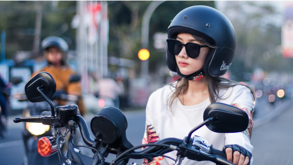 Kesalahan Umum Saat Bermotor yang Sering Gak Disadari Nih Sama Lady Biker