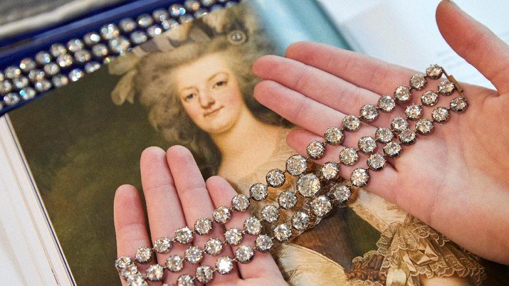 Fantastis! Gelang Milik Marie Antoinette Terjual Rp 114 M!