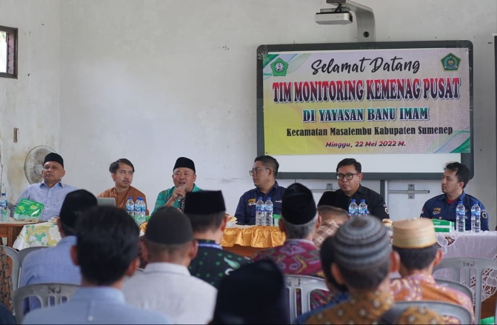 Kemenag Sumenep Salurkan Bantuan BOS di Kepualauan Masalembu
