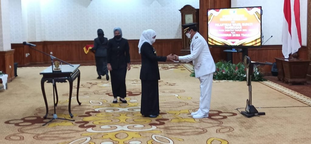 Gubernur Khofifah Lantik Wabup Pamekasan