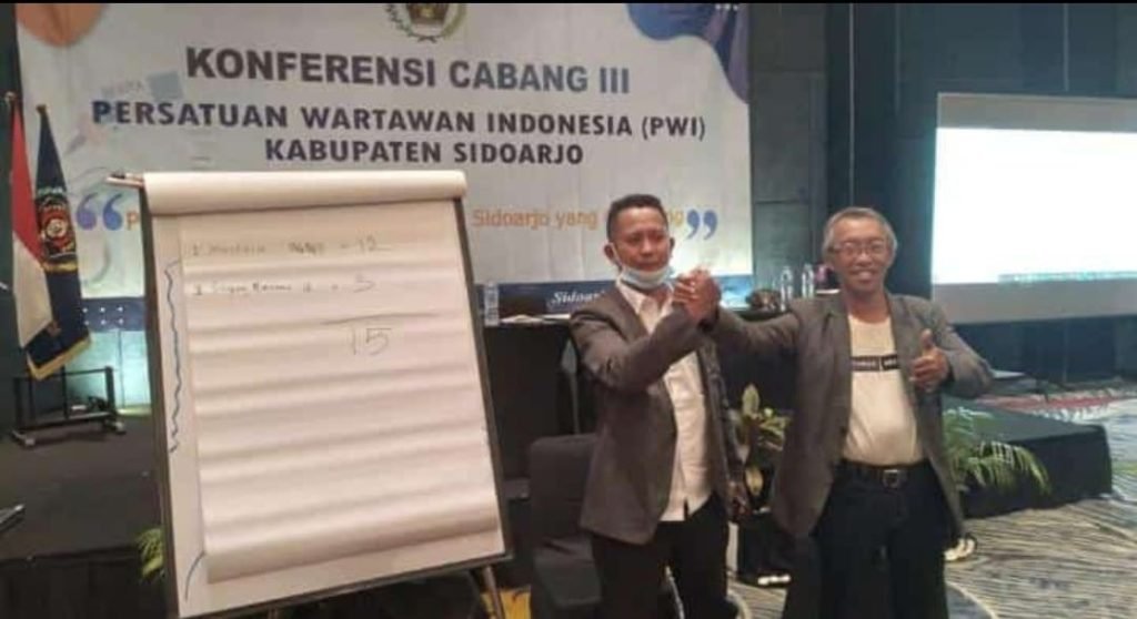 Mustain, Terpilih Mutlak Ketua PWI Sidoarjo 2022 – 2025