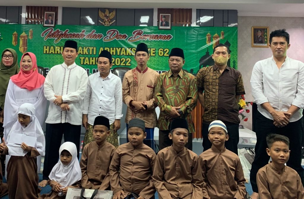 HUT Bhakti Adhyaksa KE-62, Kejari Sumenep Gelar Istighosah dan Doa Bersama Anak Yatim