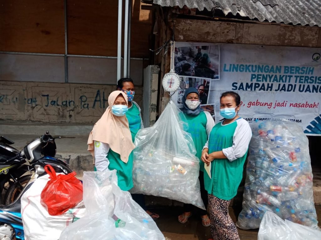 PJB Ciptakan Gunungan Berkah Dari Gunungan Sampah