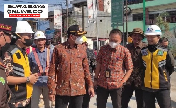 Gus Muhdlor Sidak Proyek Jalan Simpang Tiga Pasar Tulangan, LimaTitik Betonisasi Sudah Tuntas