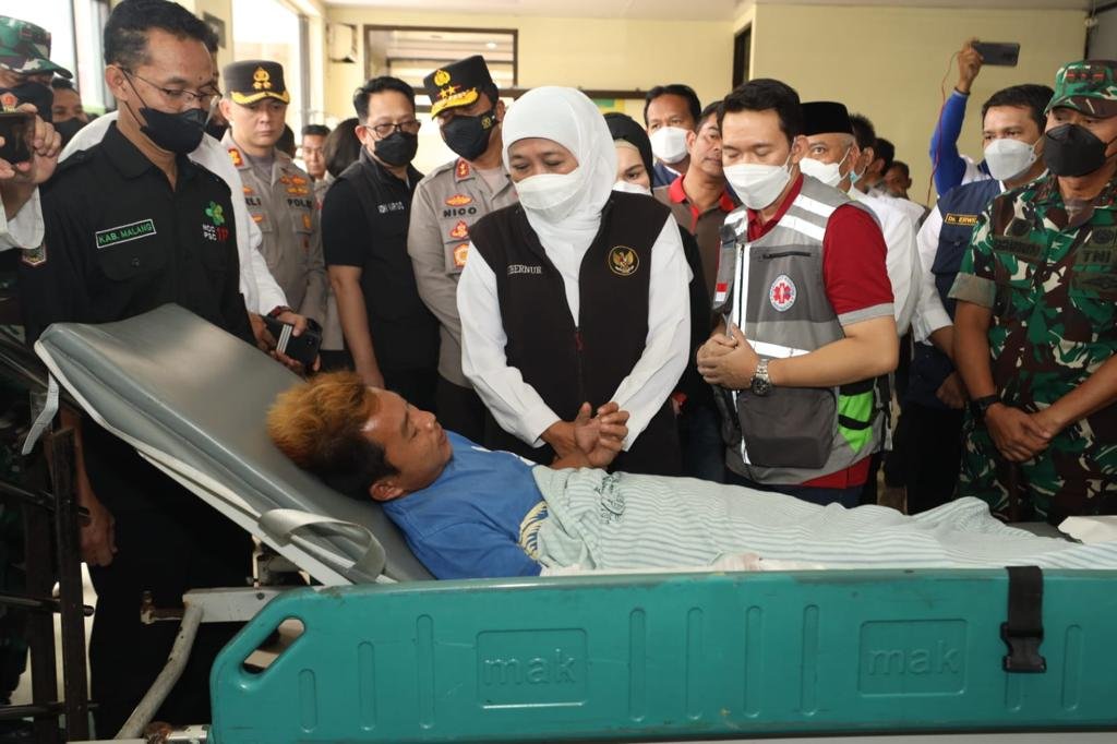Gubernur Khofifah Berharap Insiden Stadion Kanjuruhan Malang Bisa Jadi Pembelajaran