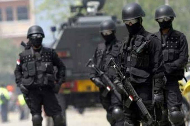 Densus 88 Tangkap Tiga Orang Asal Sumenep Madura, Diantaranya Kepala Sekolah