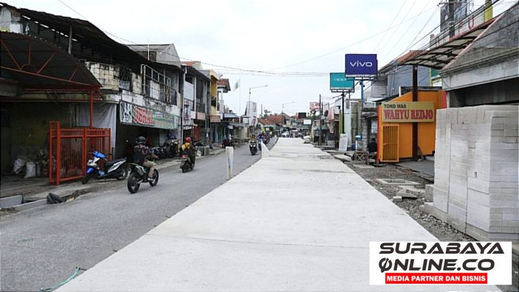 Pembangunan Jalan Beton di Sidoarjo Masif, Anggota DPRD Fraksi PDIP Ini Acungi Jempol Gus Muhdlor