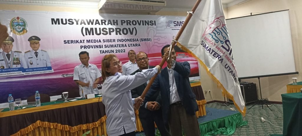 Erris Napitupulu Terpilih Aklamasi jadi Ketua SMSI Sumut 2022-2027