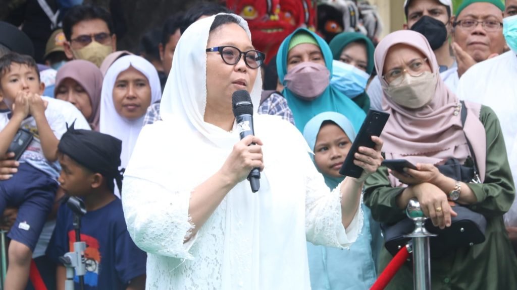 Jamaah 1 Abad NU Terlayani Dengan Baik, Ketua PBNU Alissa Wahid Sampaikan Terimakasih Mendalam Kepada Gus Muhdlor Bupati Sidoarjo