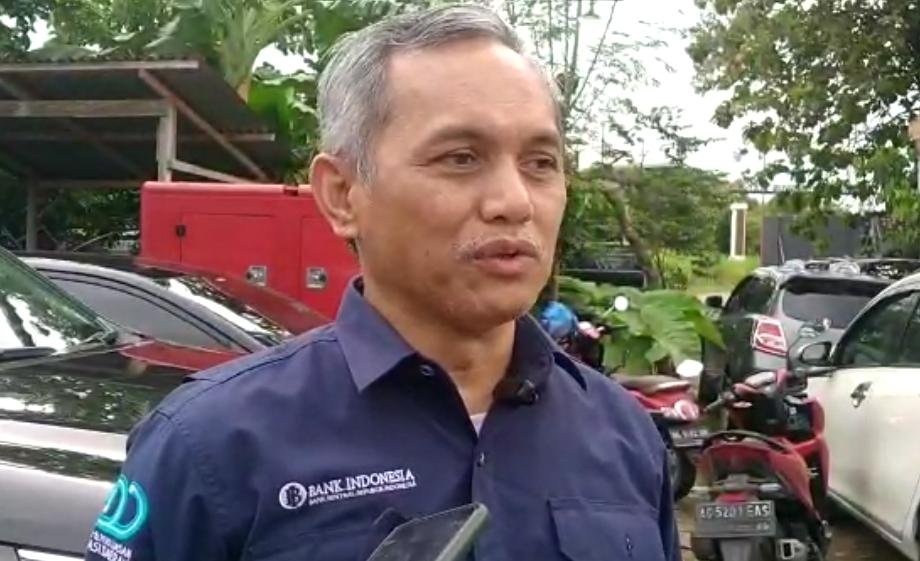 BI Kediri Dorong UMKM Tenun Ikat Bandar Kidul