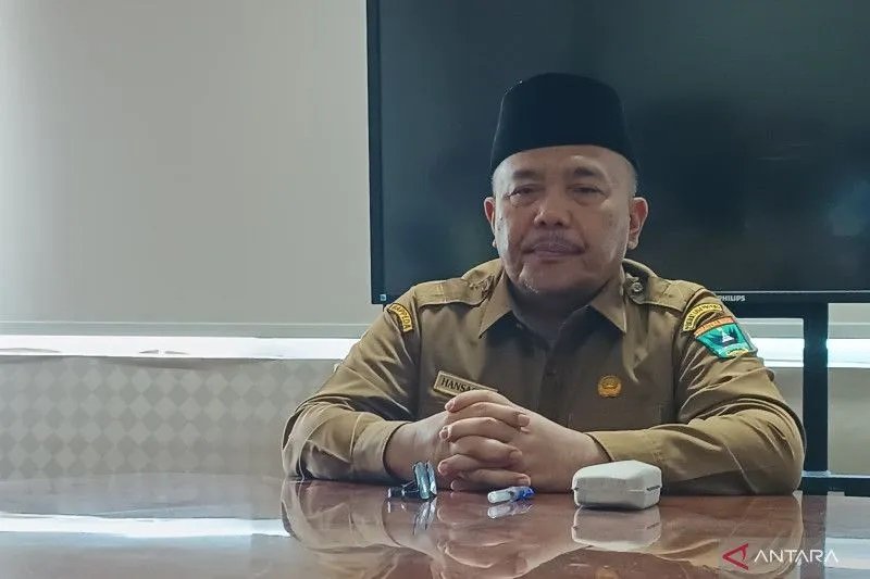 Itikaf di Masjid Raya Sumbar Gerakkan UMKM Sekitar