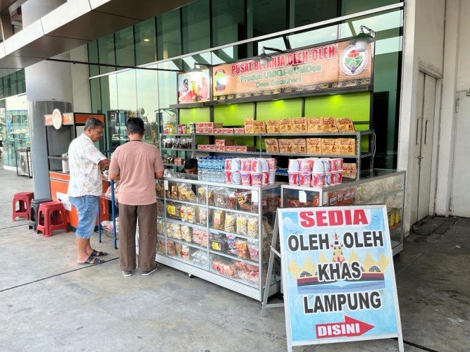 Produk UMKM Desa Bakauheni Jadi Oleh-Oleh Pemudik