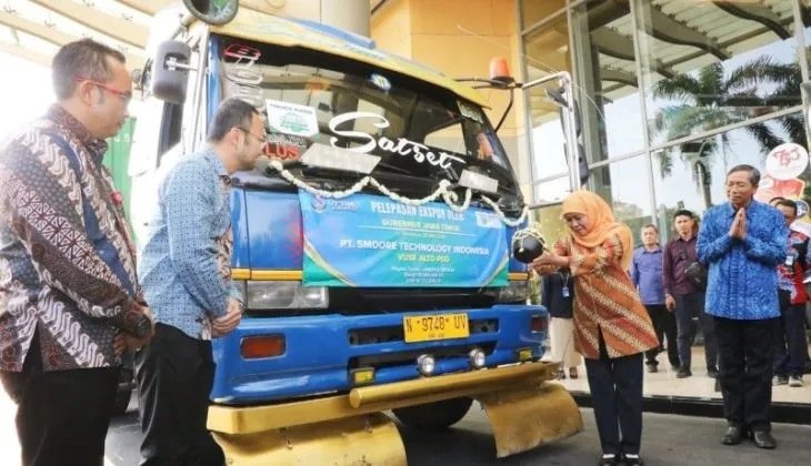 Khofifah Lepas Ekspor Aneka Produk Senilai Rp 282 Miliar