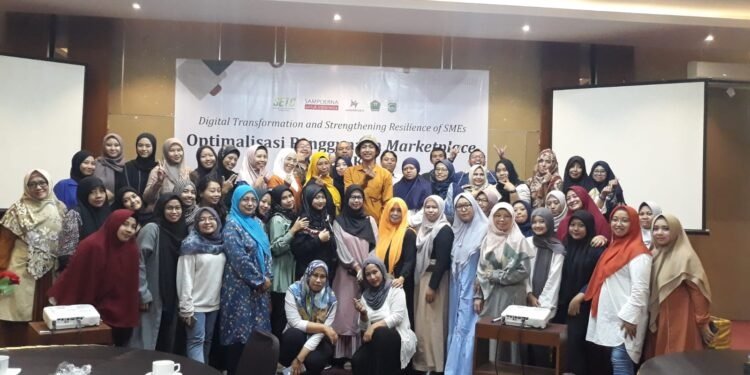 UMKM Malang Belajar Optimalisasi Penjualan via Marketplace