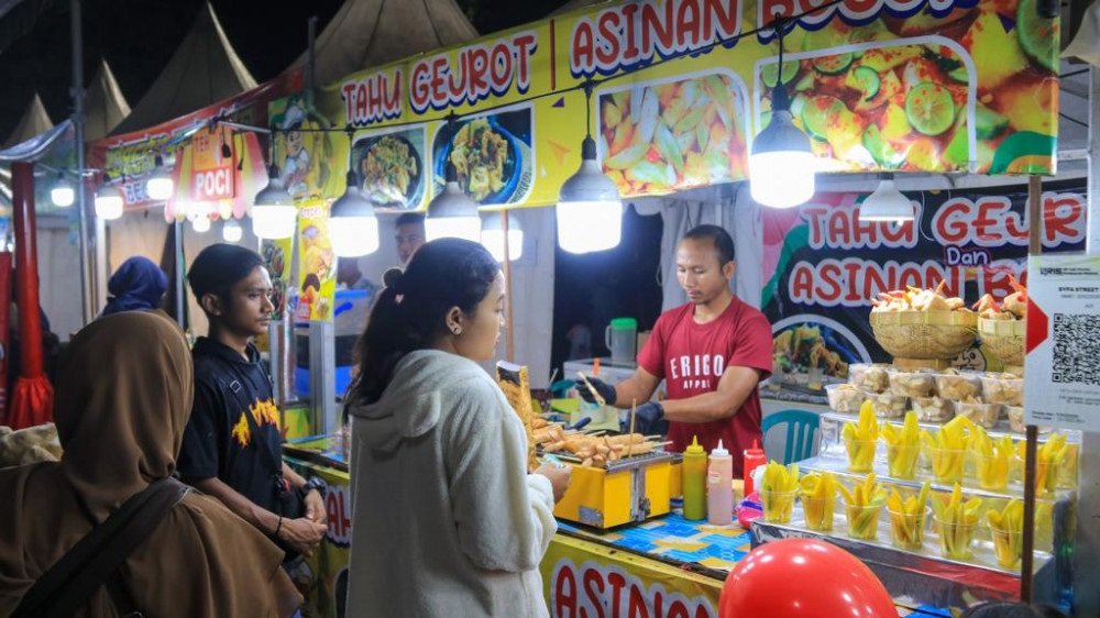 Jember Fashion Carnival Tingkatkan Ekonomi UMKM