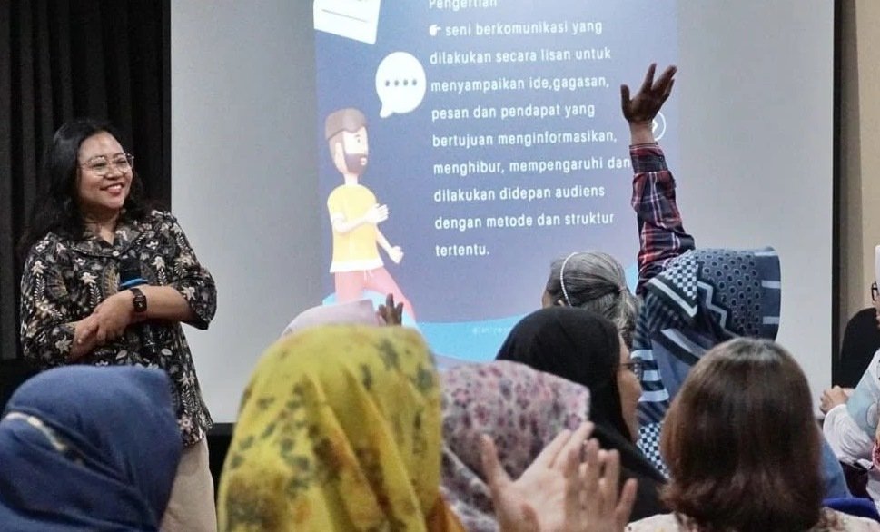 Agatha Retnosari Berikan Peluang bagi UMKM