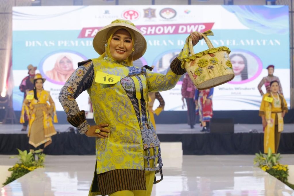 Fashion Show DWP Kota Surabaya Libatkan 28 UMKM Jahit