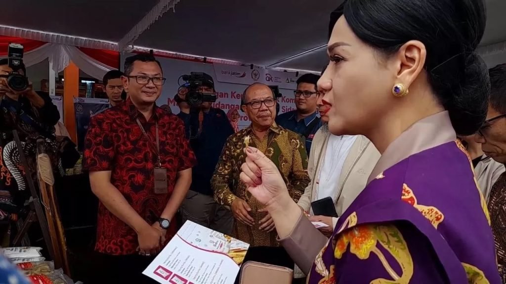 OJK Apresiasi Bank Jatim Bantu UMKM Sidoarjo Naik Kelas