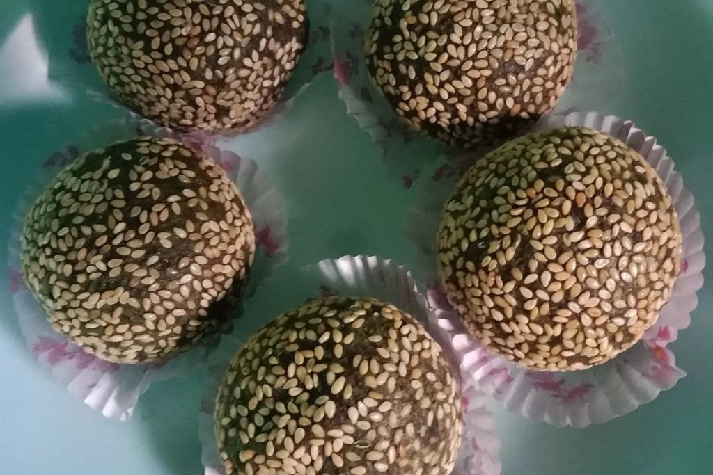 Onde-Onde Kress Bikinan UMKM Kelurahan Sentanan Laku Keras