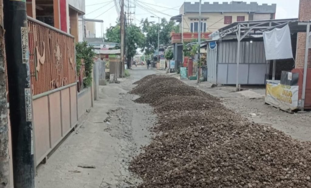Bupati Mudhlor Minta Perbaikan Ruas Jalan yang Rendah di Lakukan Peninggian