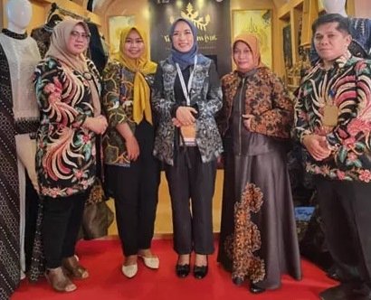Batik Asal Ngawi Jadi Perhatian Pengunjung Expo UMKM di Solo