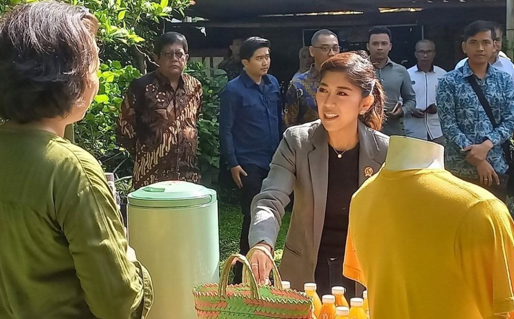 Menteri Komunikasi dan Digital Dorong UMKM Tamansari Yogyakarta Manfaatkan Teknologi AI