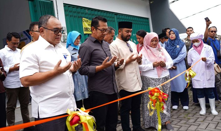 Wali Kota Batu Lepas Ekspor Perdana Keripik Buah dan Sayur ke Singapura