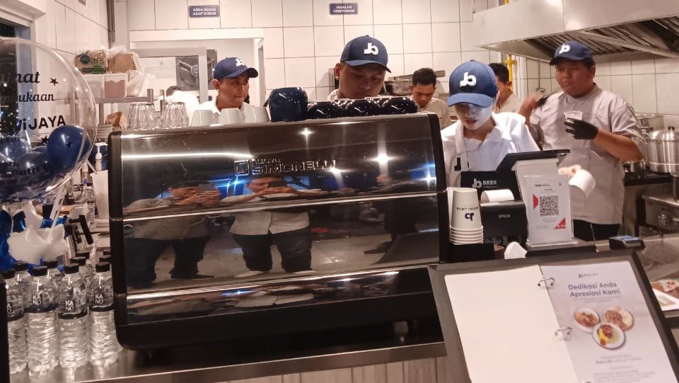 Peran Barista Dalam Kedai Kopi