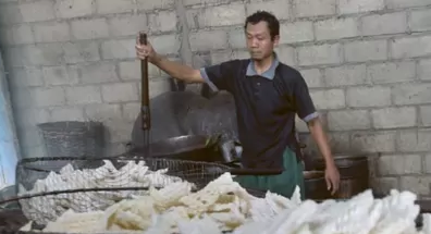 Produksi Kerupuk Ardirejo Menurun, UMKM Kepanjen Terdampak Naiknya Harga Minyak