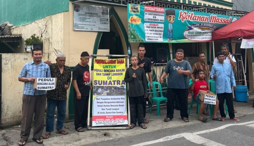 Warga Kembangan Galang Dana untuk Korban Banjir dan Longsor di Aceh, Sumut, dan Sumbar