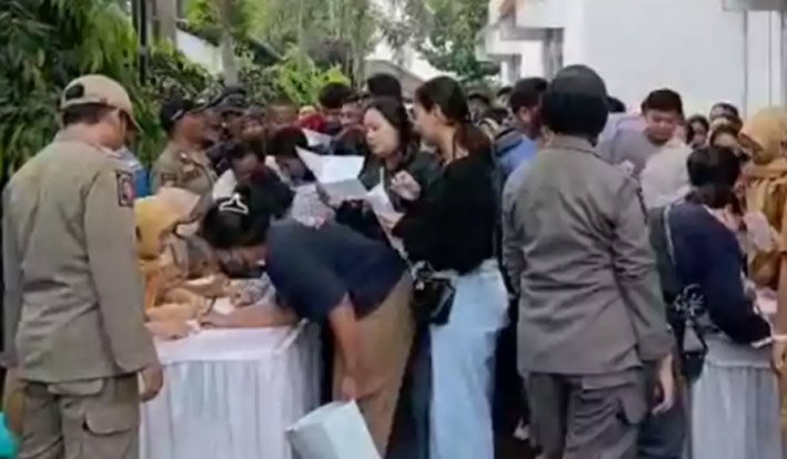 Ratusan UMKM Kota Blitar Rebutan Lapak Bazar Takjil Ramadan 2026