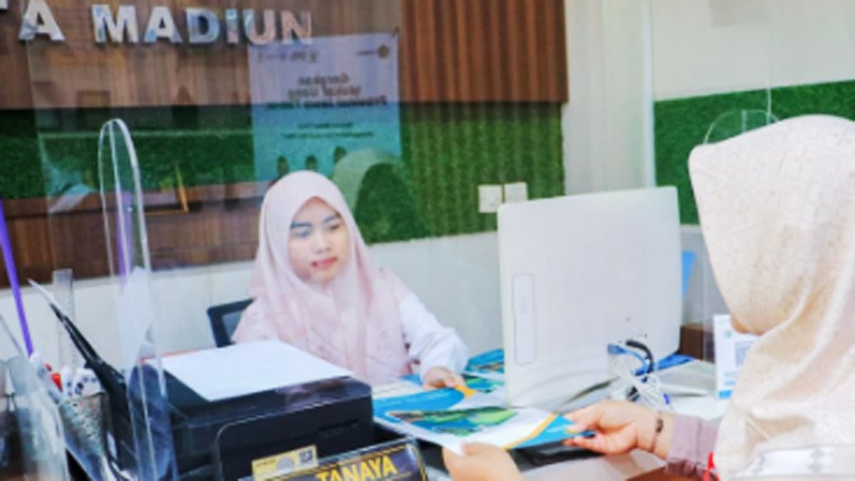 Kemenag Kota Madiun Serahkan Sertifikat Halal, UMKM Siap Naik Kelas
