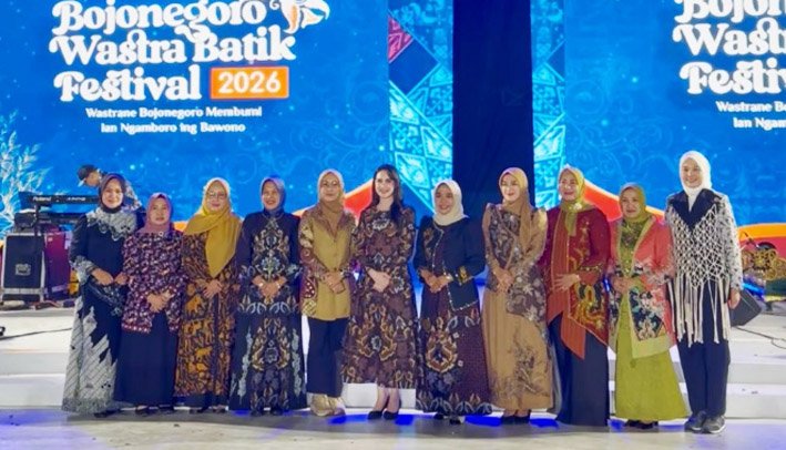 Dekranasda Probolinggo Perluas Pasar UMKM Melalui Bojonegoro Wastra Batik Festival