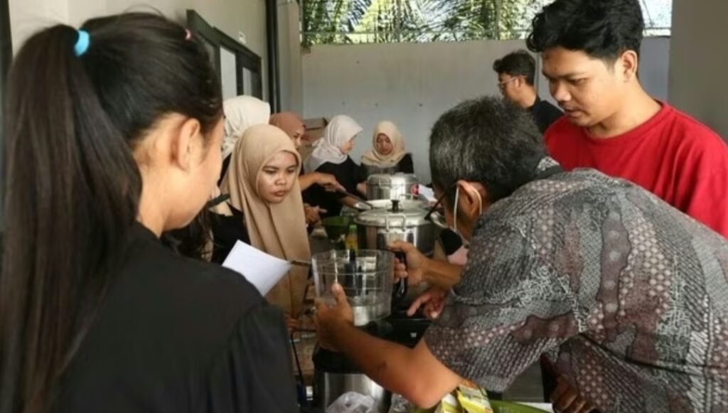 BSI Latih UMKM Sekitar Tambang di Banyuwangi, Fokus Produksi hingga Pemasaran Digital